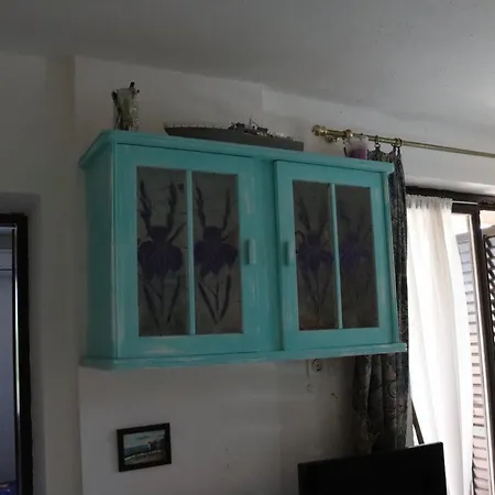 Shoreline Serenity * Vantacici