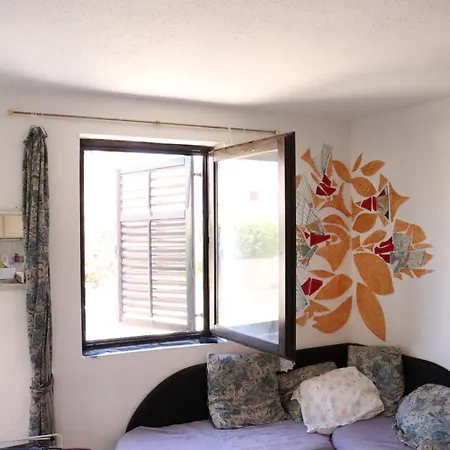 Shoreline Serenity Apartment Vantacici